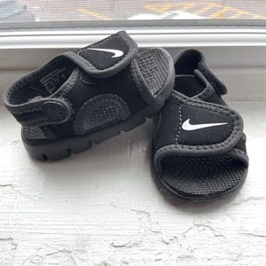 Baby Nike sandles!